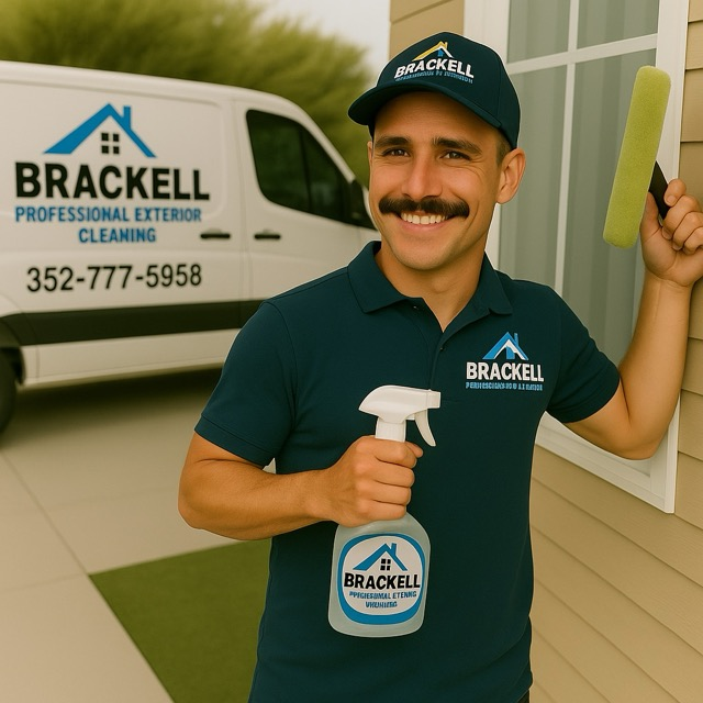 Brackell-window-washing.webp Brackell window washing